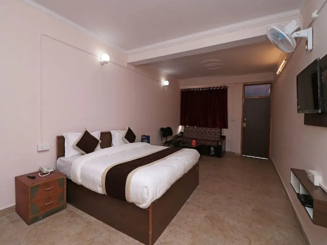 Hotel Misty Heights