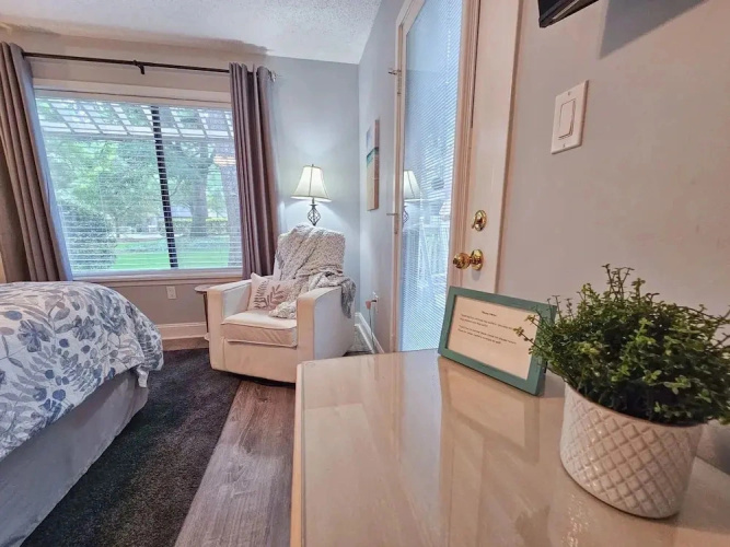 West Hyde Park Three-bedroom Apartment 5-C