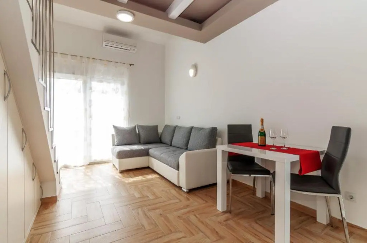 Apartments Lapidem