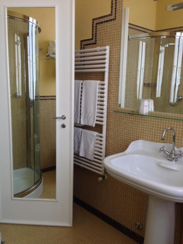 Economy Double room with view