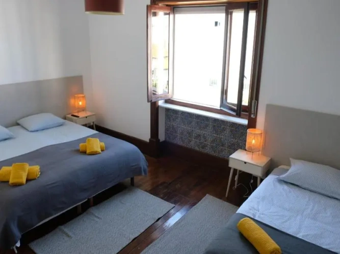 Standard Triple room with balcony