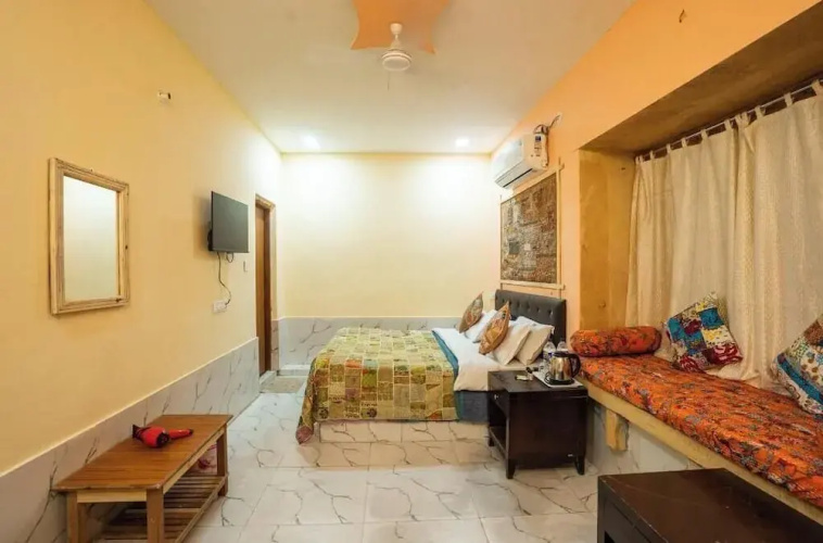 Explore Hostel Life Jaisalmer
