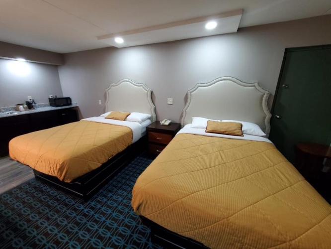 Standard Double Suite