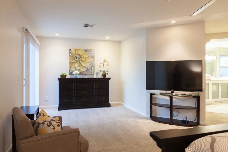 4BR Ocotillo Lakeview Home w/ Pool