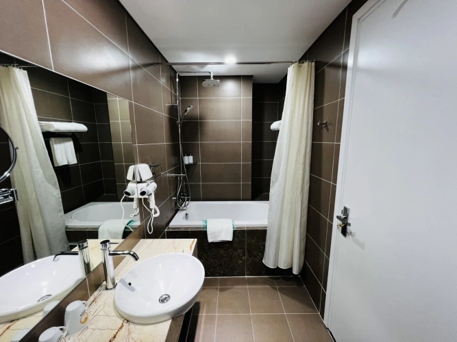 2 Bedrooms Suite