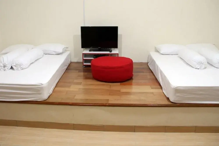 Standard Twin Family room