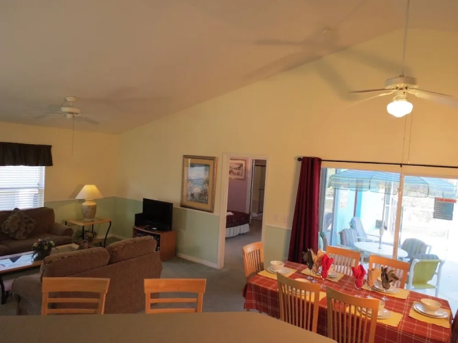 4 Bedrooms Cottage