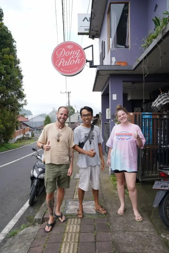Dong Paloh Hostel