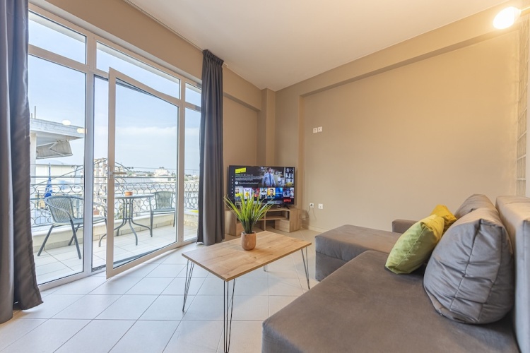 Deluxe Apartment