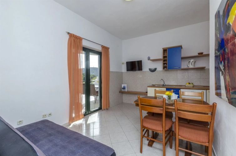 Apartments Uvala