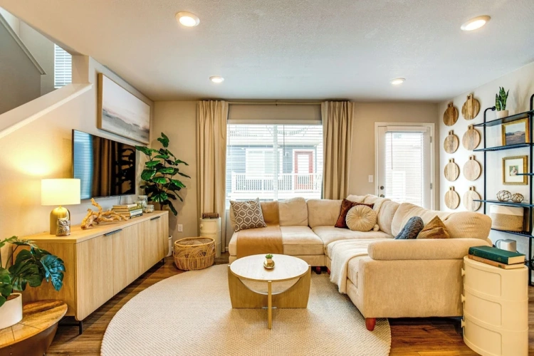 4 Bedrooms Cottage