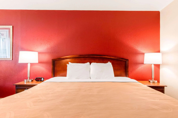 Quality Inn Pelham I-65 exit 246