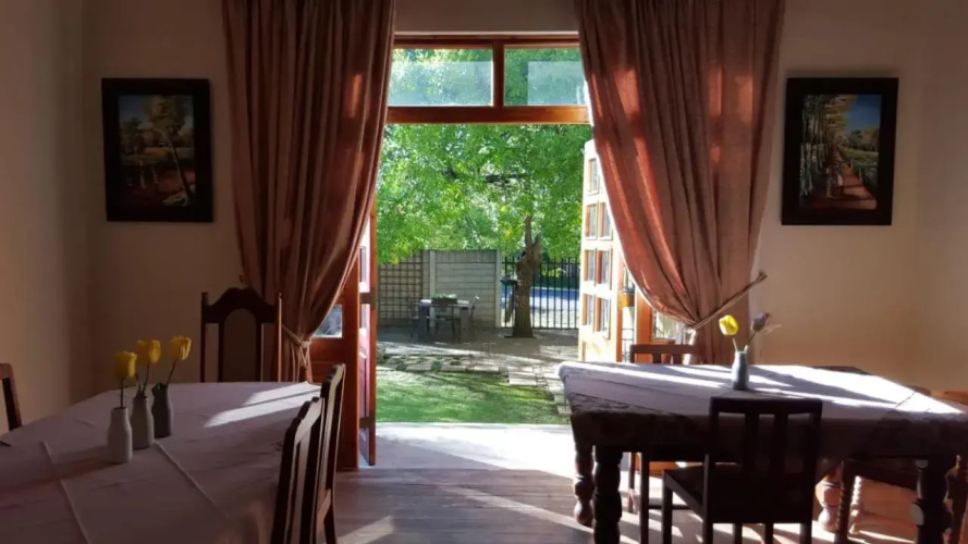 Lali's Guest House