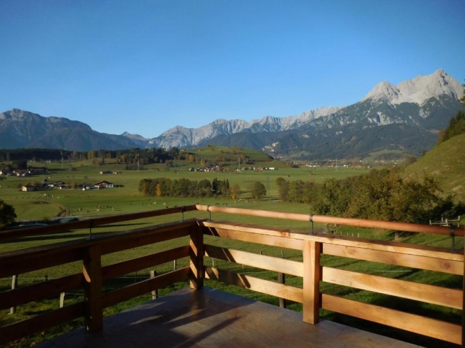 2 Bedrooms Chalet