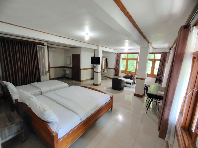 Triple Suite