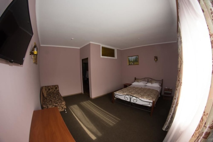 Superior Triple room