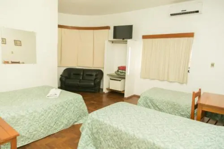 Central Plaza Hotel
