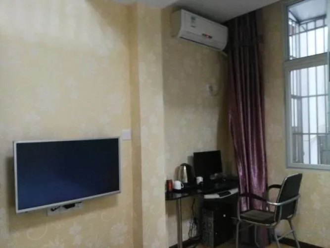 168 Business Hostel