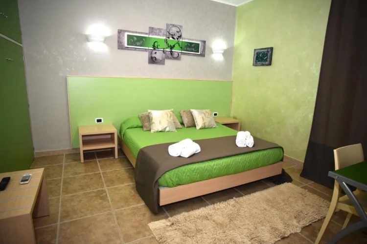 Standard Double room with garden view