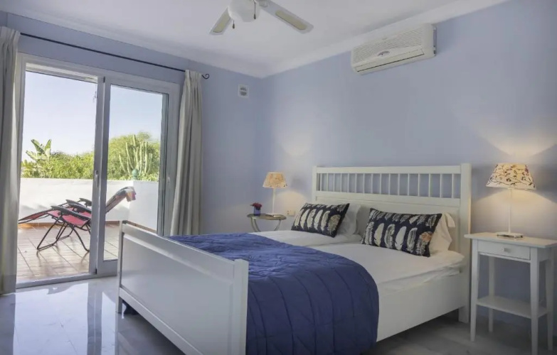 20787 - Spacious Villa