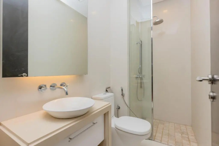 Straits Quay Waterside Suites