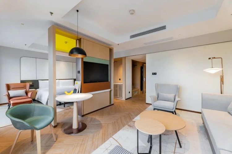 Double Suite