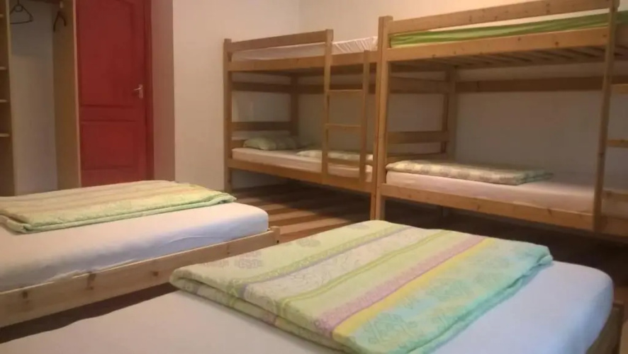 Hostel 66