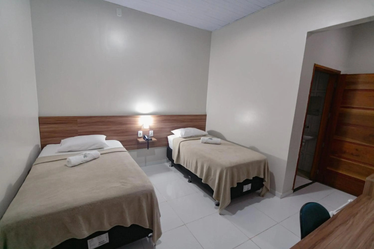 Hotel Verde Mares