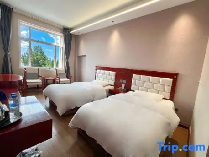 2 Bedrooms Deluxe Family Suite