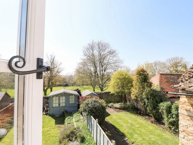 Manor View