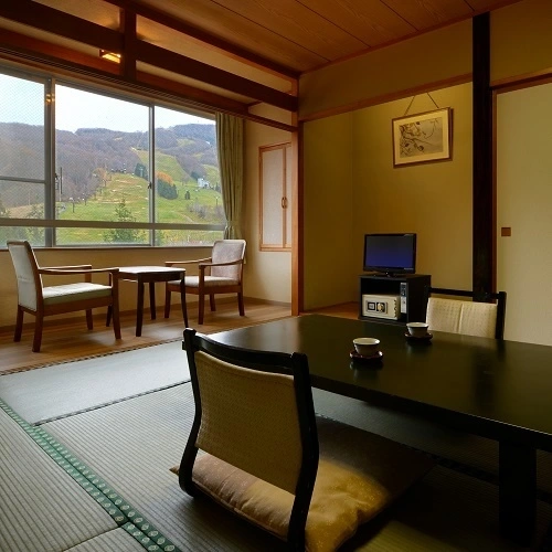 Standard room with mountain view