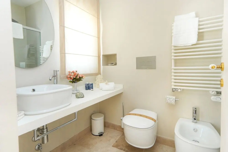 Marina Homes Deluxe 1