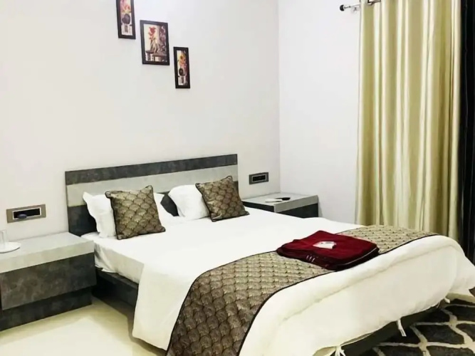 Mayekars Holiday Home