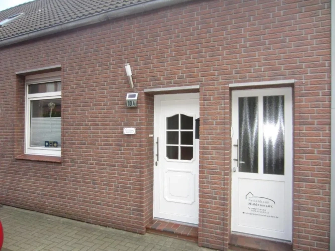 3 Bedrooms Cottage