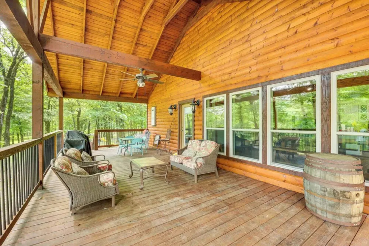 Cabin on 23 Acres w/ Creek Access in Broken Bow
