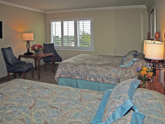 Carmel Bay View Inn