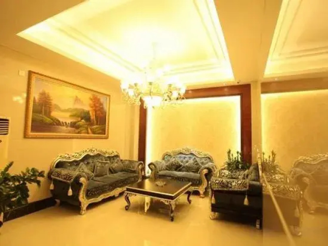 Kaiyin Holiday Hotel