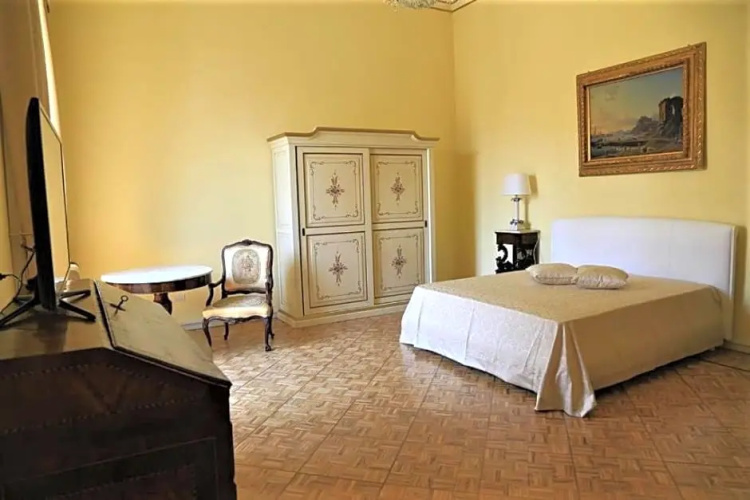 personè palace restyling