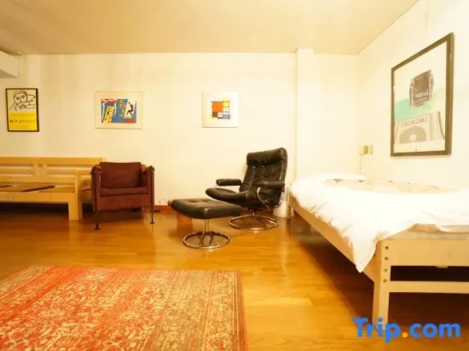 Standard Quintuple Family room