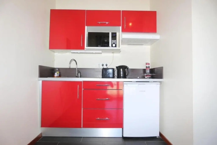 1 Bedroom Apartment with sea view
