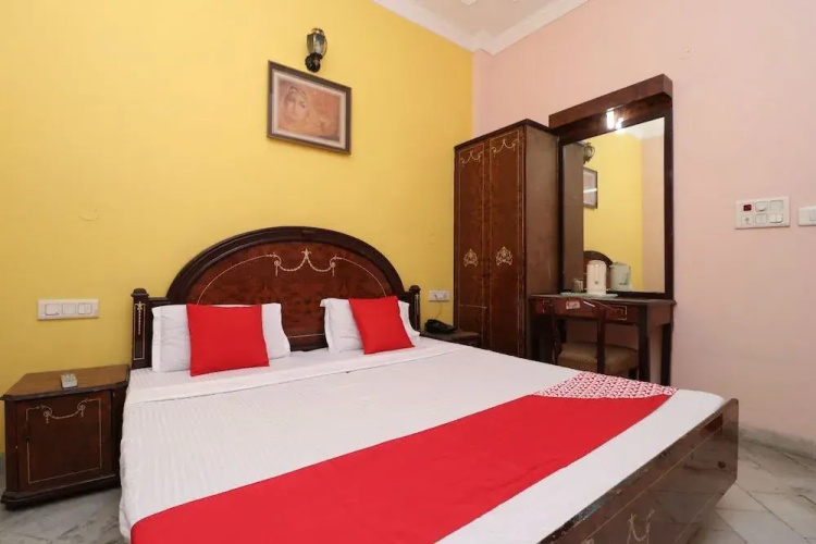 Hotel Kishore Castle