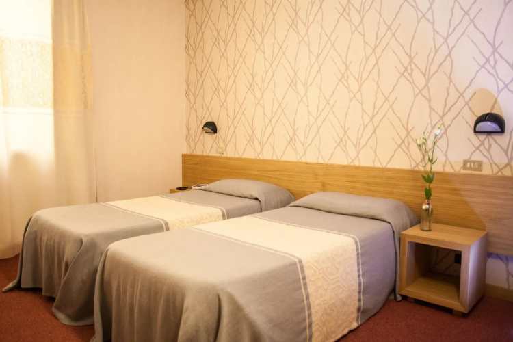 Italia Hotel