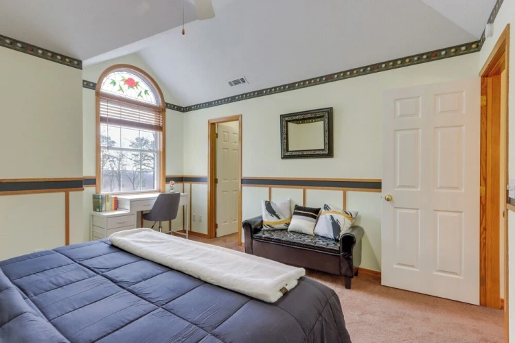 3 Bedrooms Cottage