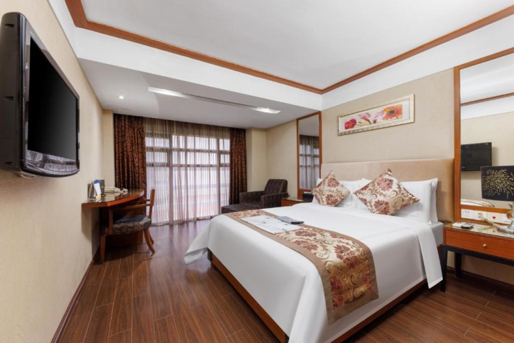 Deluxe Double Duplex Suite