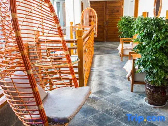 Wuhai Designer Homestay