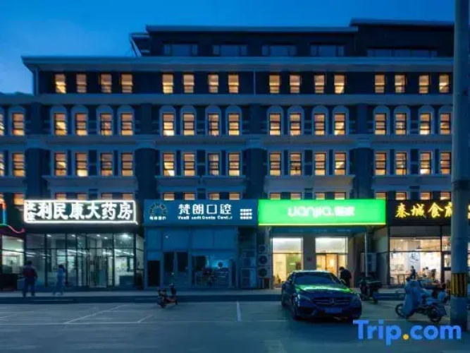 Derreal Hotel