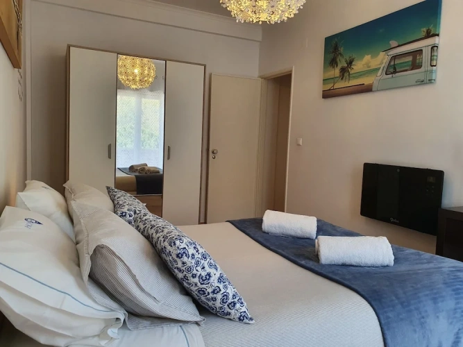 1 Bedroom Classic Apartment with land view