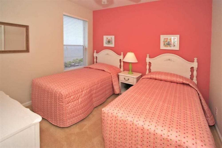 5 BR Teascone Blvd Sleeps 10