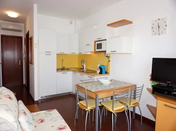1 Bedroom Apartment with balcony