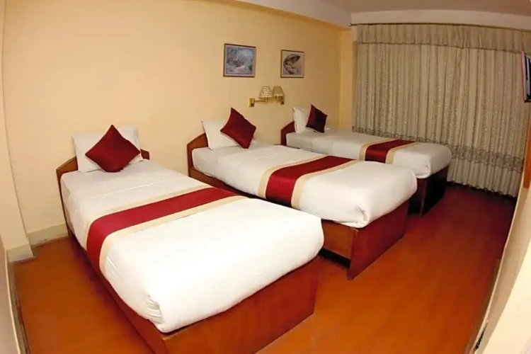 Luxury Triple room